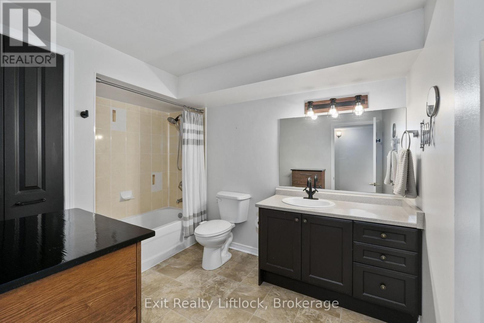 629 Tully Crescent, Peterborough (Monaghan Ward 2), Ontario  K9K 0B1 - Photo 32 - X13751858