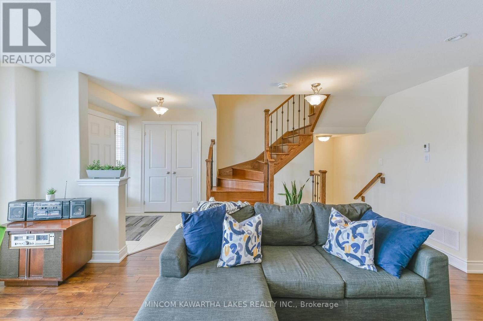 849 Broadway Boulevard, Peterborough (Northcrest Ward 5), Ontario  K9H 7T3 - Photo 8 - X13752762