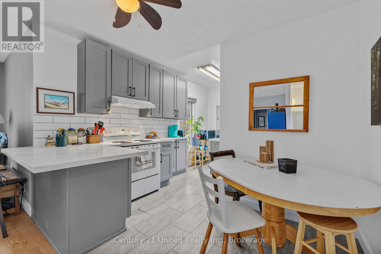 577 Homewood Avenue, Peterborough (Town Ward 3), Ontario  K9J 4V9 - Photo 32 - X13752798
