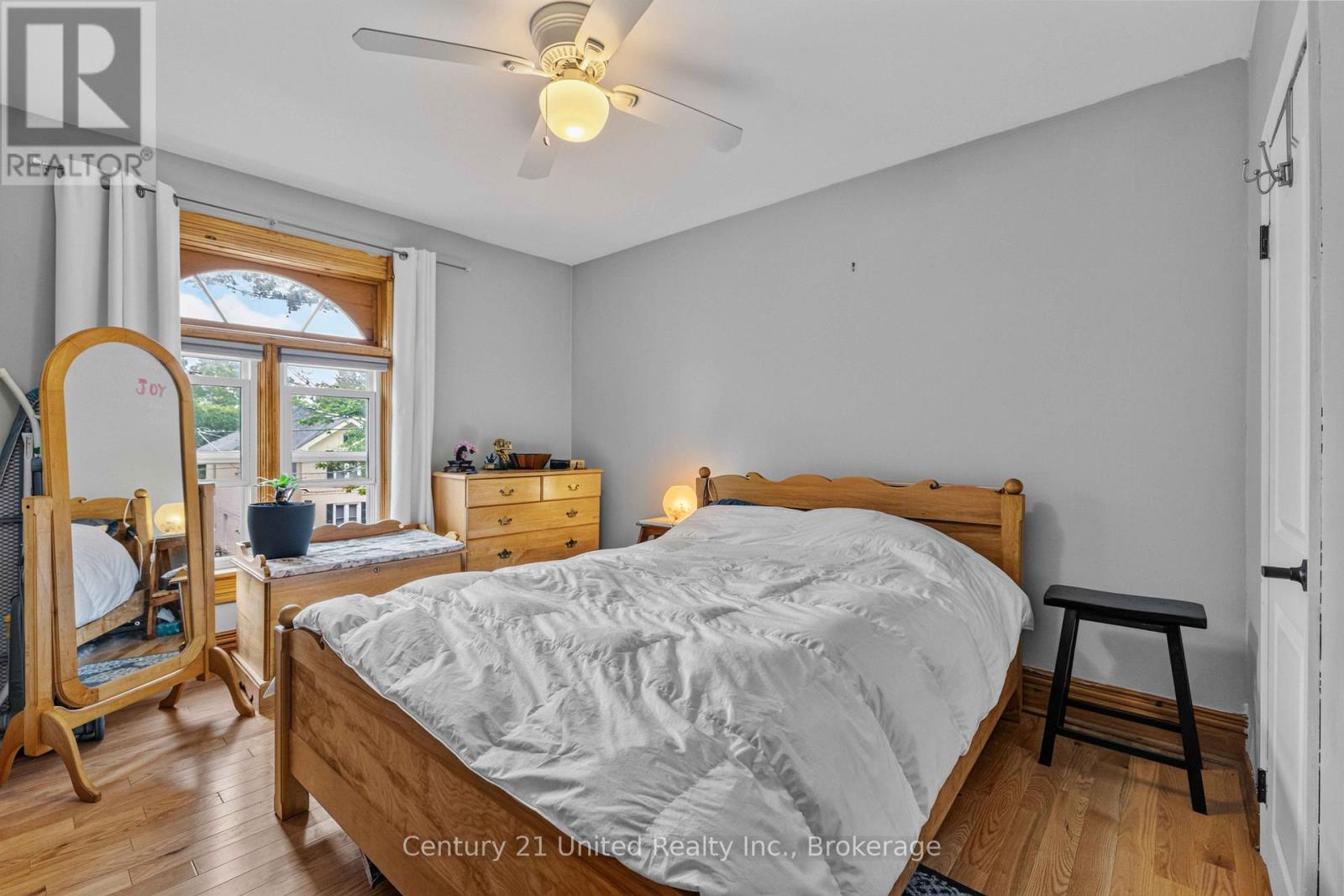 577 Homewood Avenue, Peterborough (Town Ward 3), Ontario  K9J 4V9 - Photo 37 - X13752798