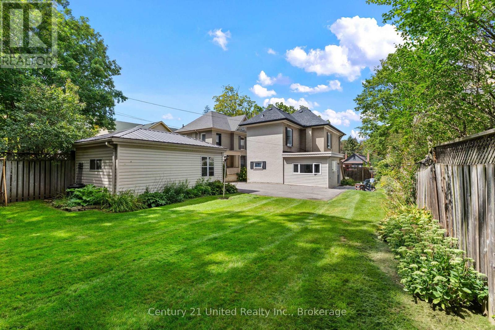 577 Homewood Avenue, Peterborough (Town Ward 3), Ontario  K9J 4V9 - Photo 8 - X13752798