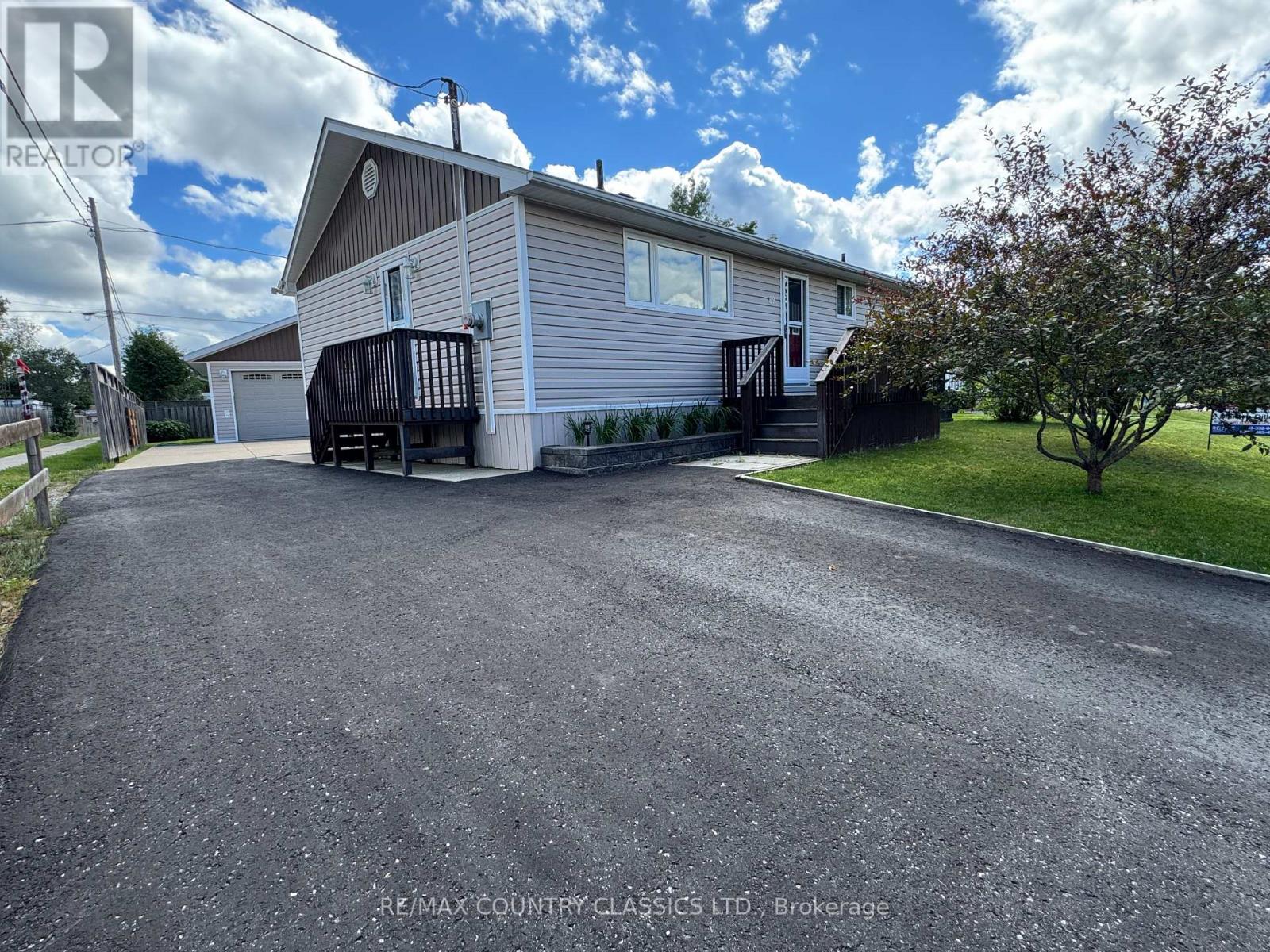 89 SPRUCEDALE STREET, highlands east (bicroft ward), Ontario