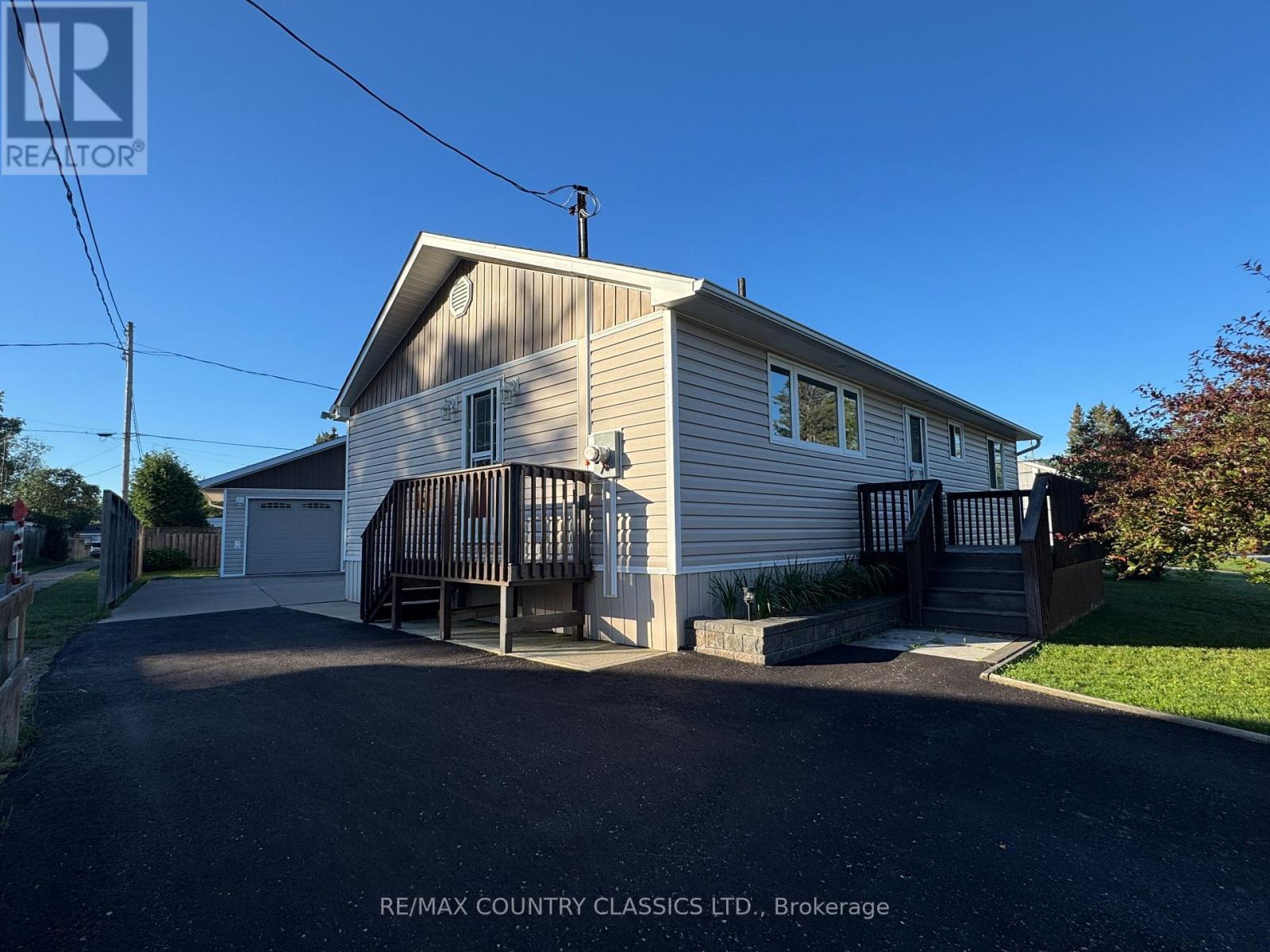 89 Sprucedale Street, Highlands East (Bicroft Ward), Ontario  K0L 1M0 - Photo 40 - X13752874