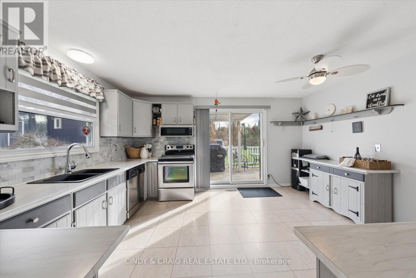 488 Mcconnell Drive, Selwyn, Ontario  K9J 6X3 - Photo 8 - X13752890