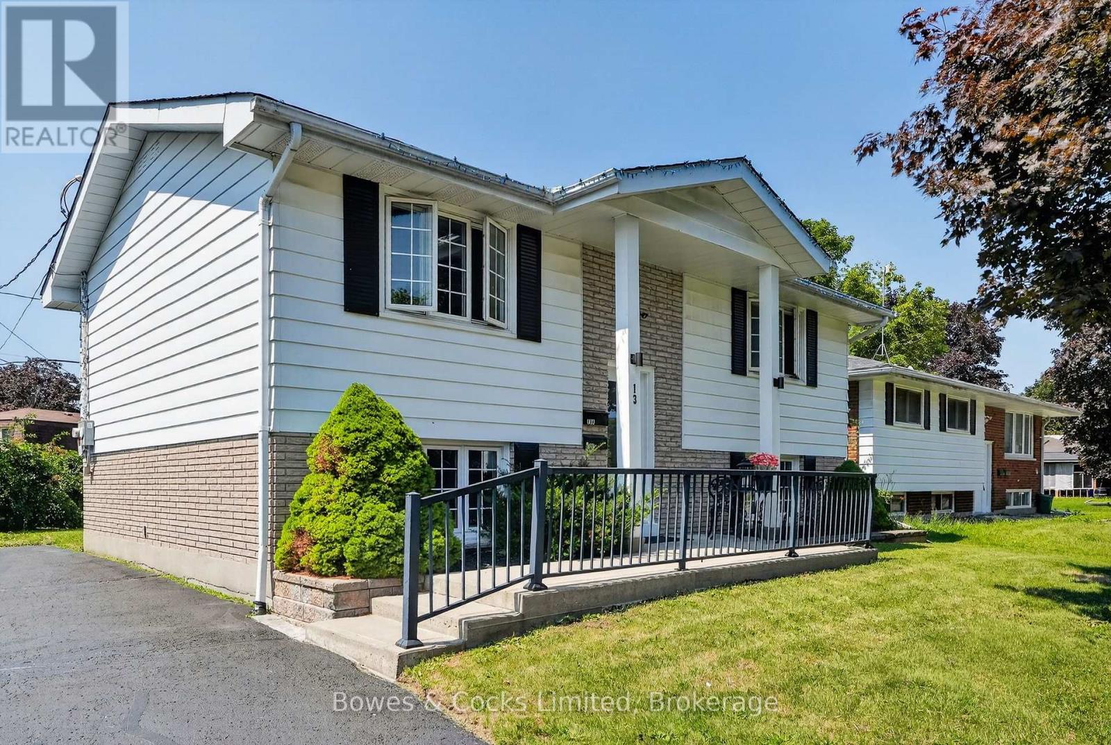 13 Rosemary Drive, Kawartha Lakes (Lindsay), Ontario  K9V 4T2 - Photo 3 - X13753760