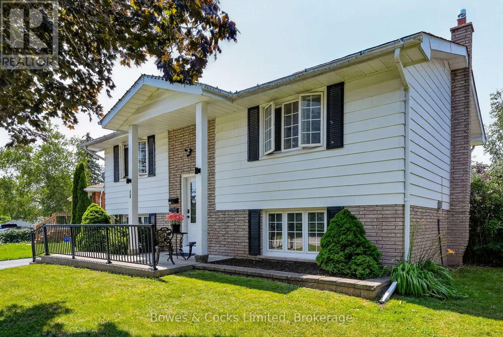13 Rosemary Drive, Kawartha Lakes (Lindsay), Ontario  K9V 4T2 - Photo 4 - X13753760