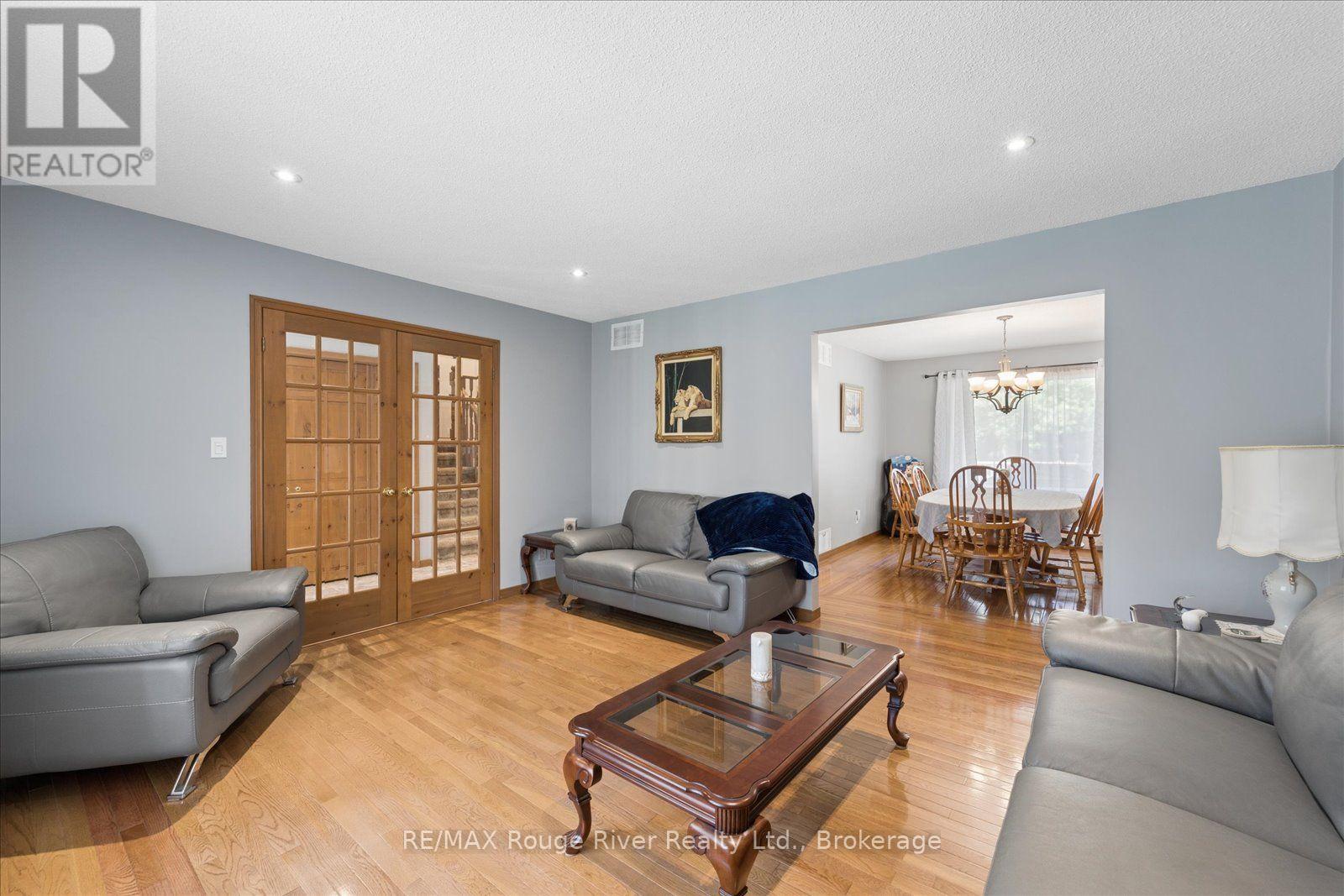 35 Royal Estate Drive, Kawartha Lakes (Pontypool), Ontario  L0A 1K0 - Photo 12 - X13755008
