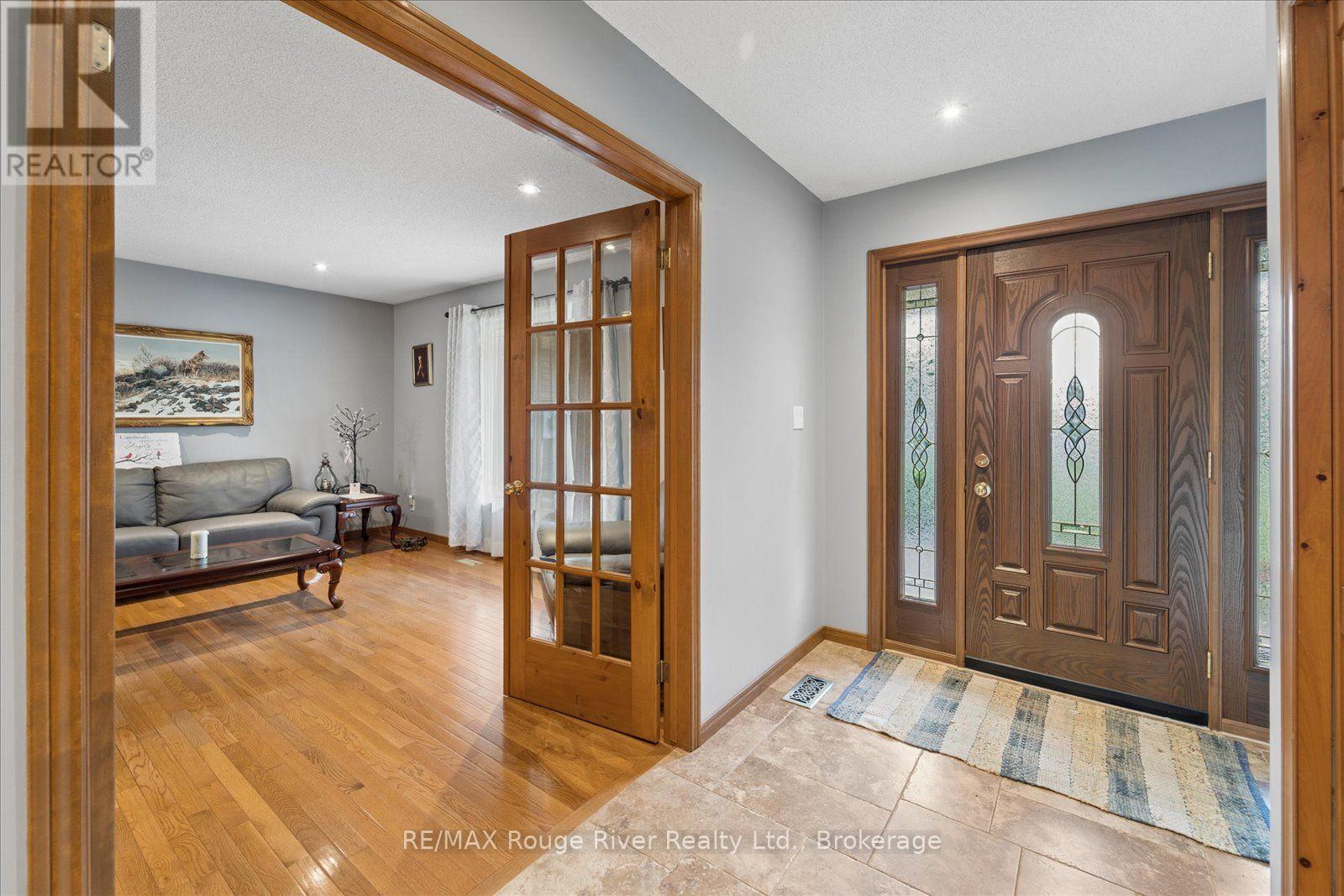 35 Royal Estate Drive, Kawartha Lakes (Pontypool), Ontario  L0A 1K0 - Photo 9 - X13755008