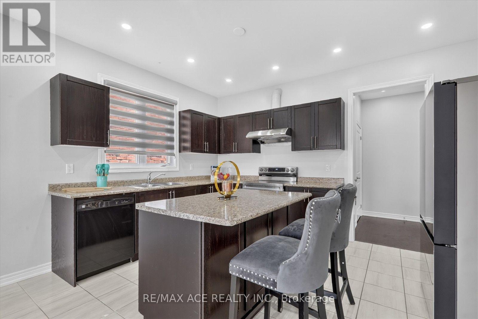 10 Gusul Avenue, Clarington (Newcastle), Ontario  L1B 0K7 - Photo 14 - E13754782