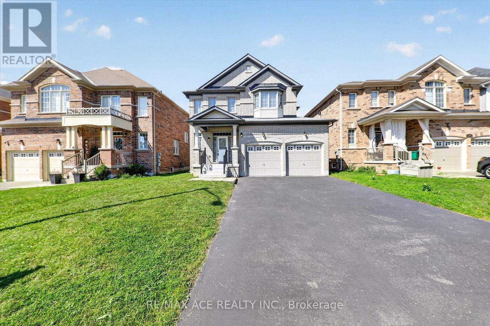10 Gusul Avenue, Clarington (Newcastle), Ontario  L1B 0K7 - Photo 2 - E13754782