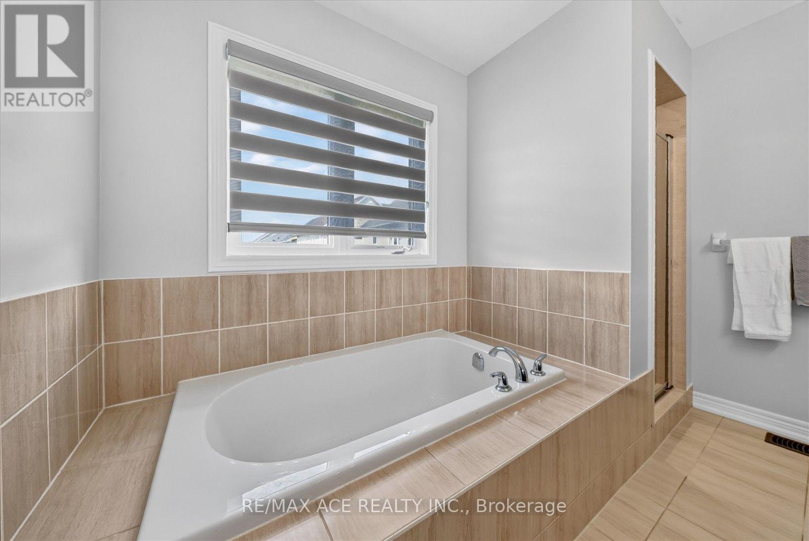 10 Gusul Avenue, Clarington (Newcastle), Ontario  L1B 0K7 - Photo 30 - E13754782