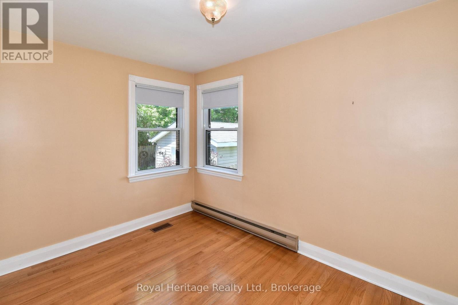 476 King George Street, Peterborough (Otonabee Ward 1), Ontario  K9J 1S1 - Photo 11 - X13755124
