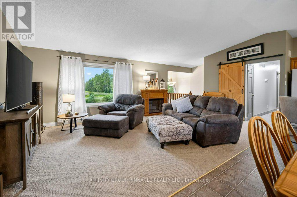 838 Traceys Hill Road, Kawartha Lakes (Emily), Ontario  K0L 2W0 - Photo 6 - X13755326
