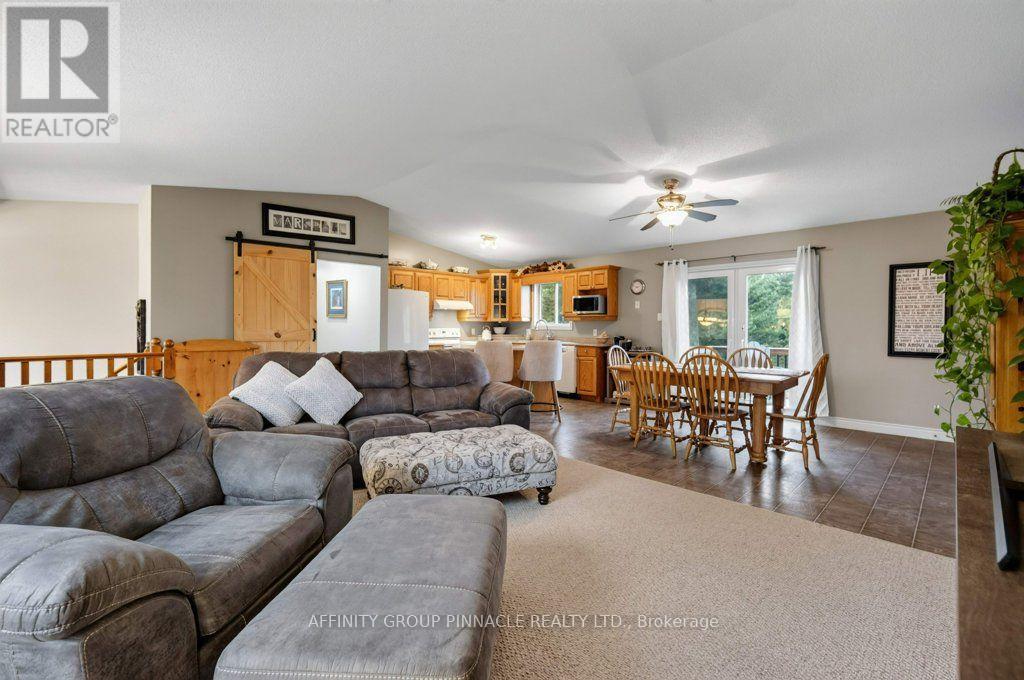 838 Traceys Hill Road, Kawartha Lakes (Emily), Ontario  K0L 2W0 - Photo 7 - X13755326