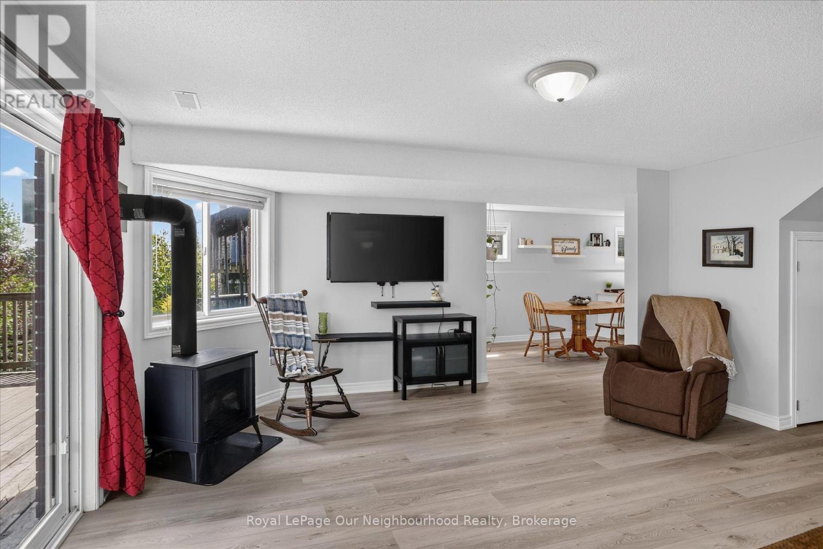 1072 Silverdale Road, Peterborough (Otonabee Ward 1), Ontario  K9J 7W6 - Photo 23 - X13755622