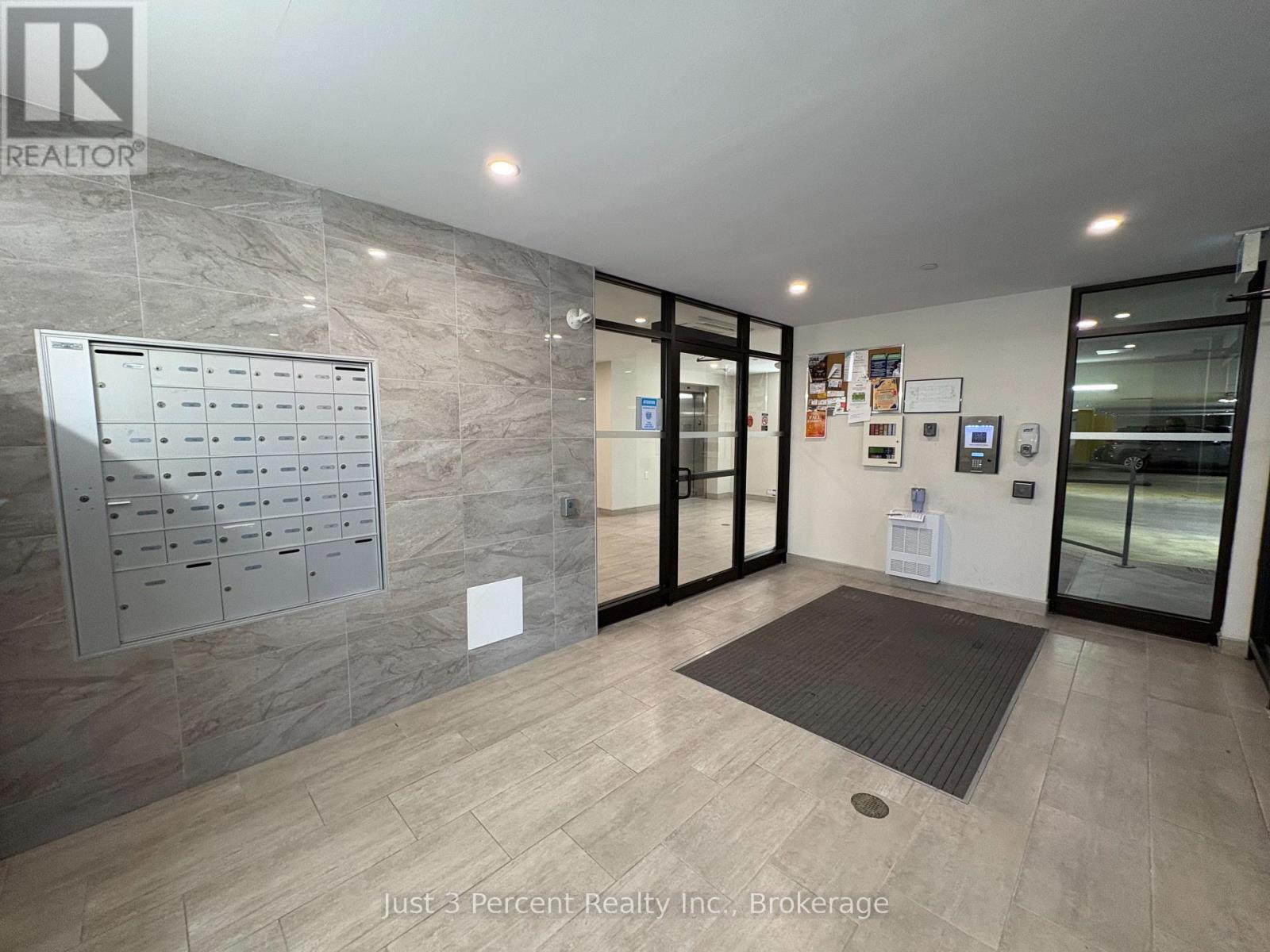 101 - 344 Florence Drive, Peterborough (Monaghan Ward 2), Ontario  K9J 0K4 - Photo 6 - X13755738
