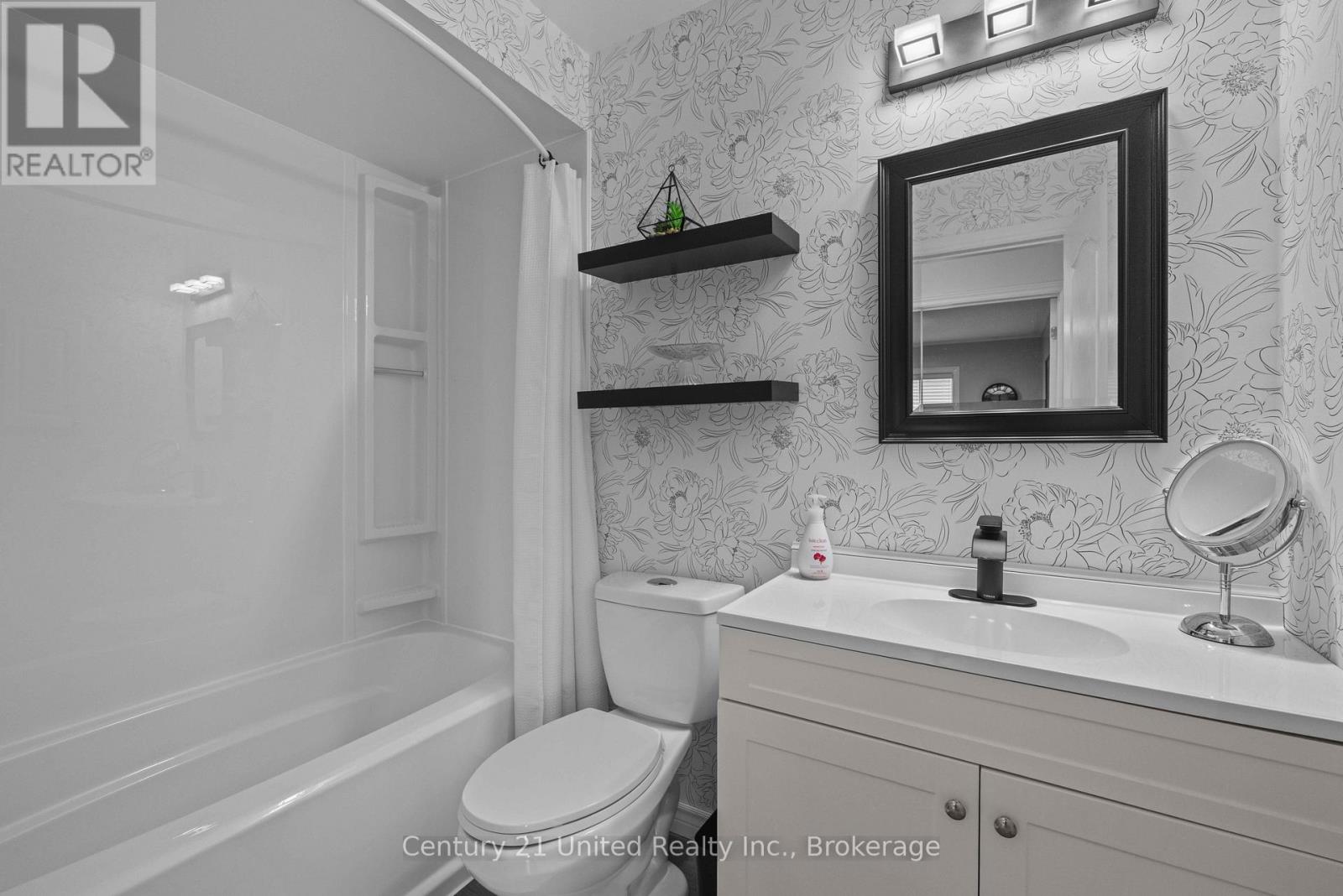 49 Waterview Lane, Clarington (Newcastle), Ontario  L1B 1P5 - Photo 18 - E13756004