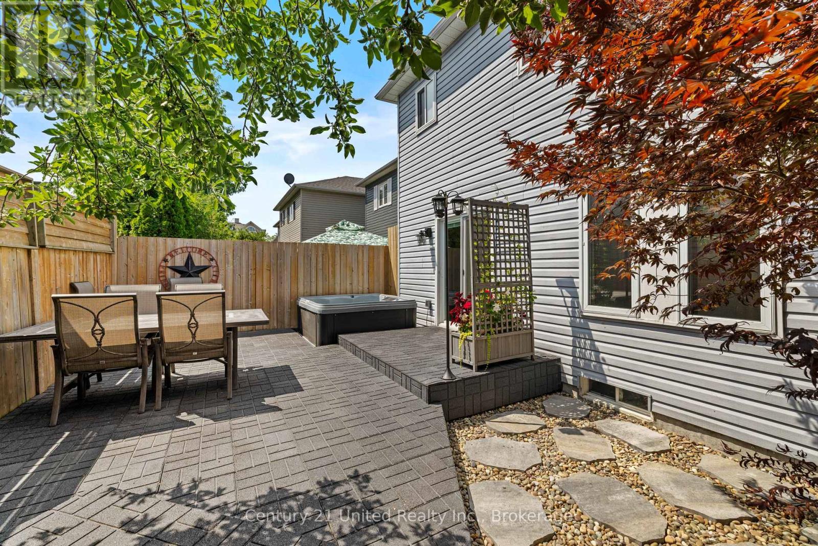 49 Waterview Lane, Clarington (Newcastle), Ontario  L1B 1P5 - Photo 35 - E13756004