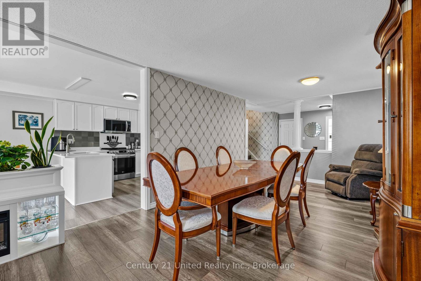 49 Waterview Lane, Clarington (Newcastle), Ontario  L1B 1P5 - Photo 9 - E13756004