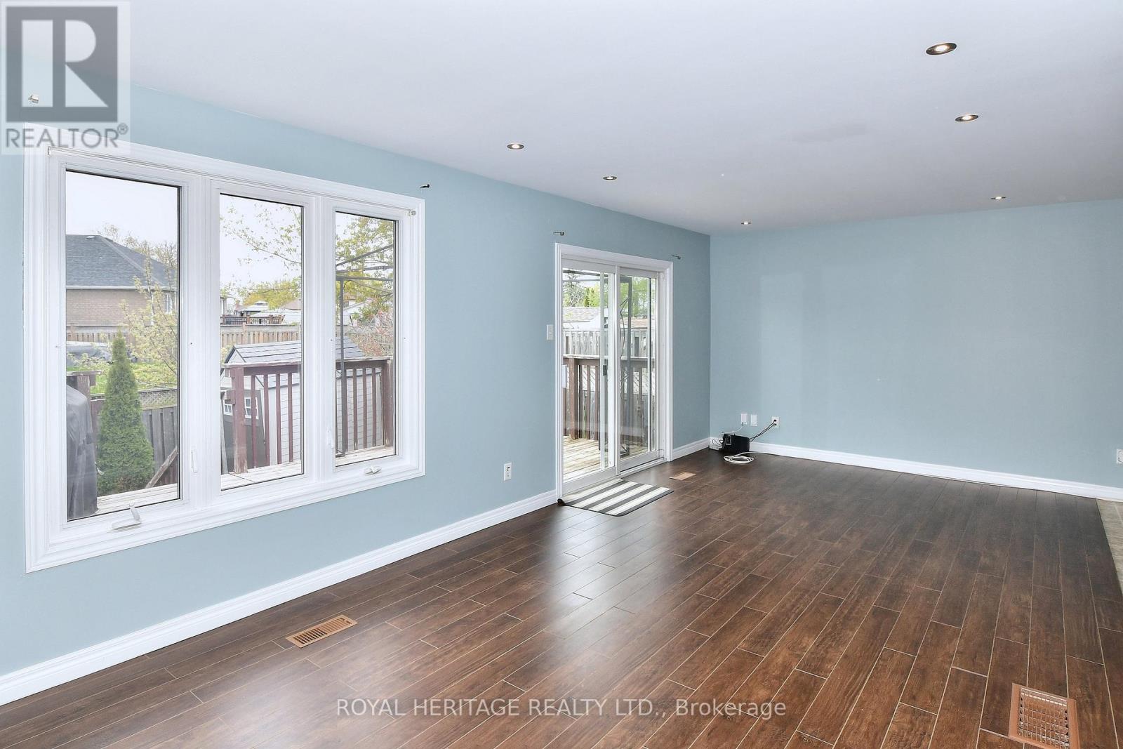 358 Middlefield Road, Peterborough (Ashburnham Ward 4), Ontario  K9J 8S4 - Photo 5 - X13756026