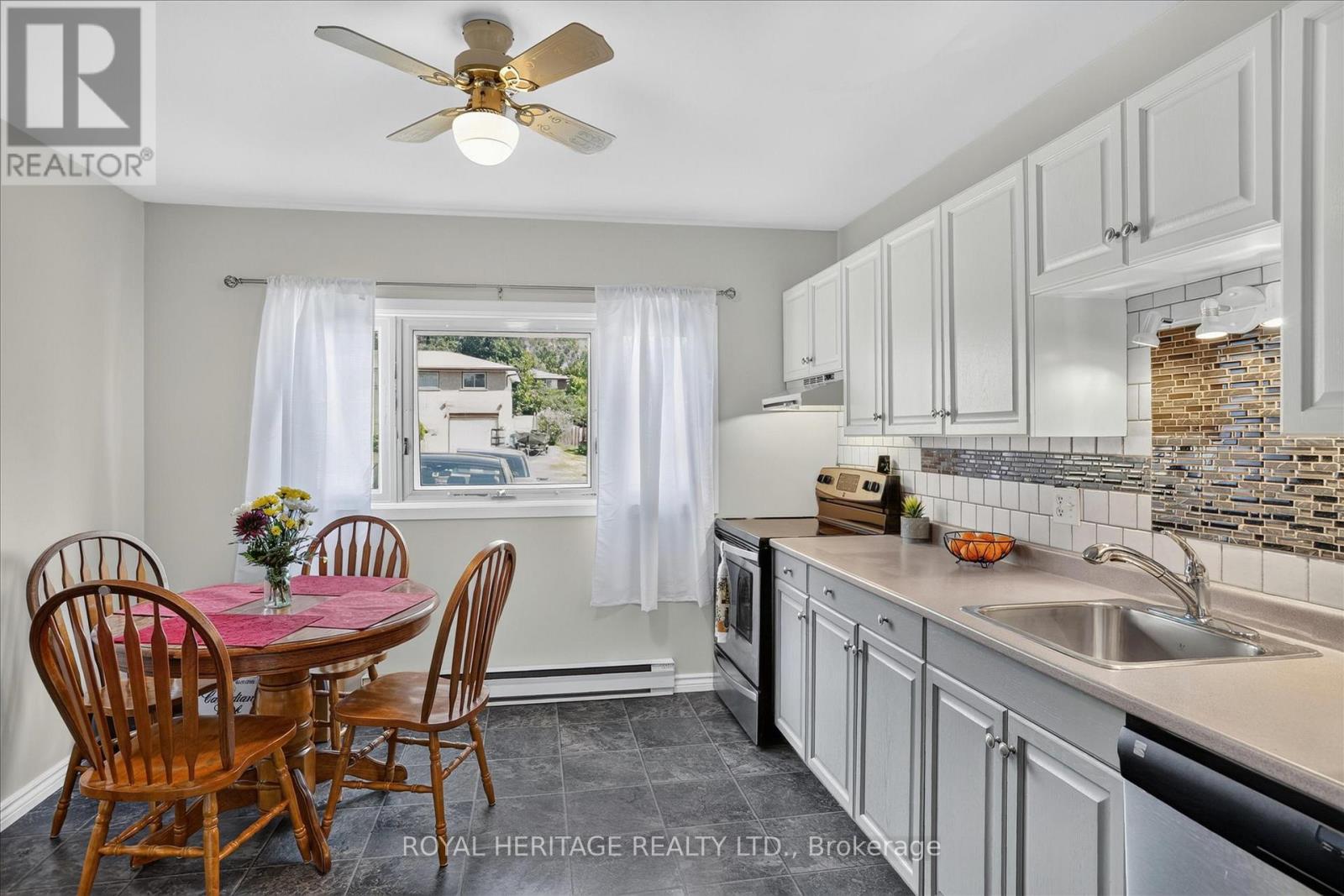 1621 Applewood Crescent, Peterborough (Monaghan Ward 2), Ontario  K9K 1N3 - Photo 12 - X13755870