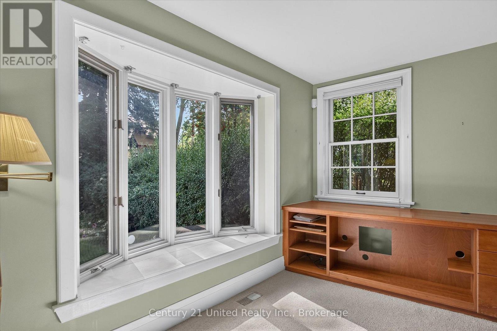 627 Gilmour Street, Peterborough (Town Ward 3), Ontario  K9J 4T9 - Photo 13 - X13756664