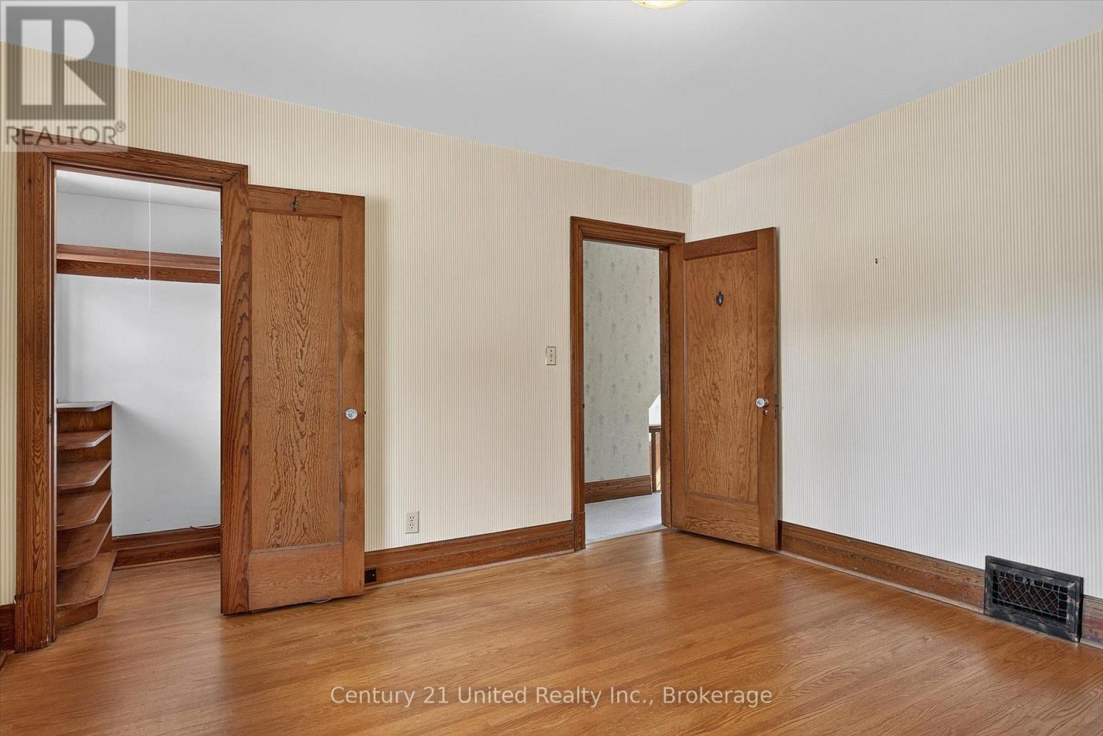 627 Gilmour Street, Peterborough (Town Ward 3), Ontario  K9J 4T9 - Photo 23 - X13756664