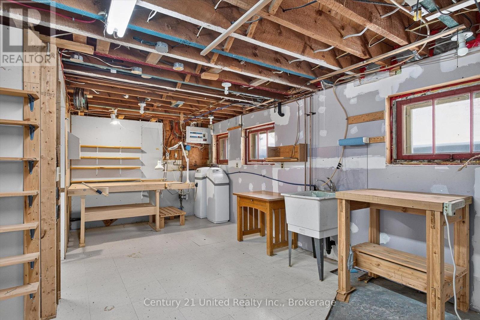 627 Gilmour Street, Peterborough (Town Ward 3), Ontario  K9J 4T9 - Photo 43 - X13756664