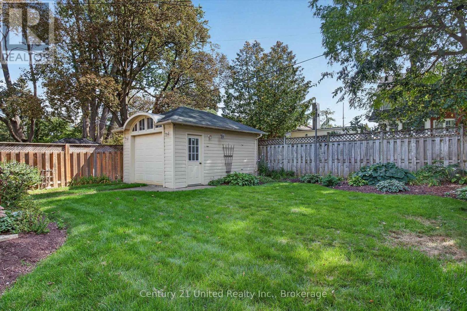 627 Gilmour Street, Peterborough (Town Ward 3), Ontario  K9J 4T9 - Photo 48 - X13756664