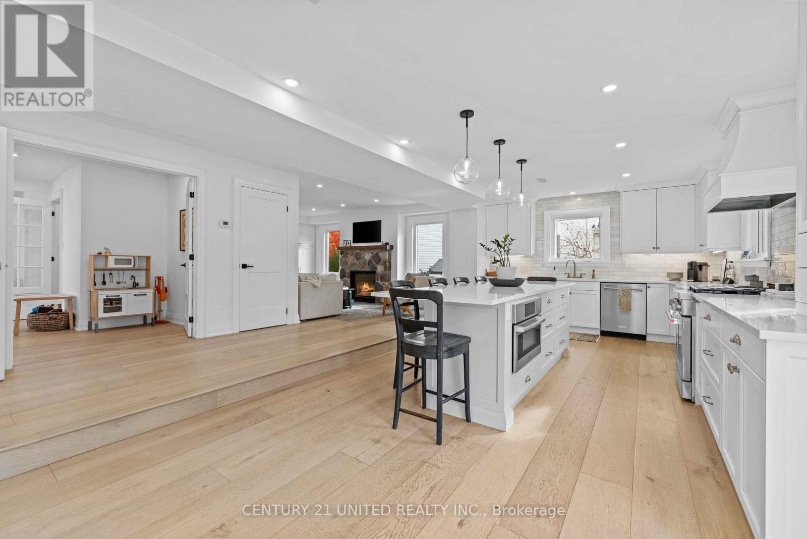 753 Chesterfield Avenue, Peterborough (Northcrest Ward 5), Ontario  K9H 4Y1 - Photo 6 - X13758992
