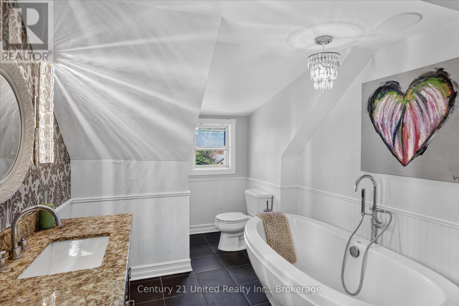 272 Burnham Street, Peterborough (Ashburnham Ward 4), Ontario  K9H 1T3 - Photo 23 - X13759046