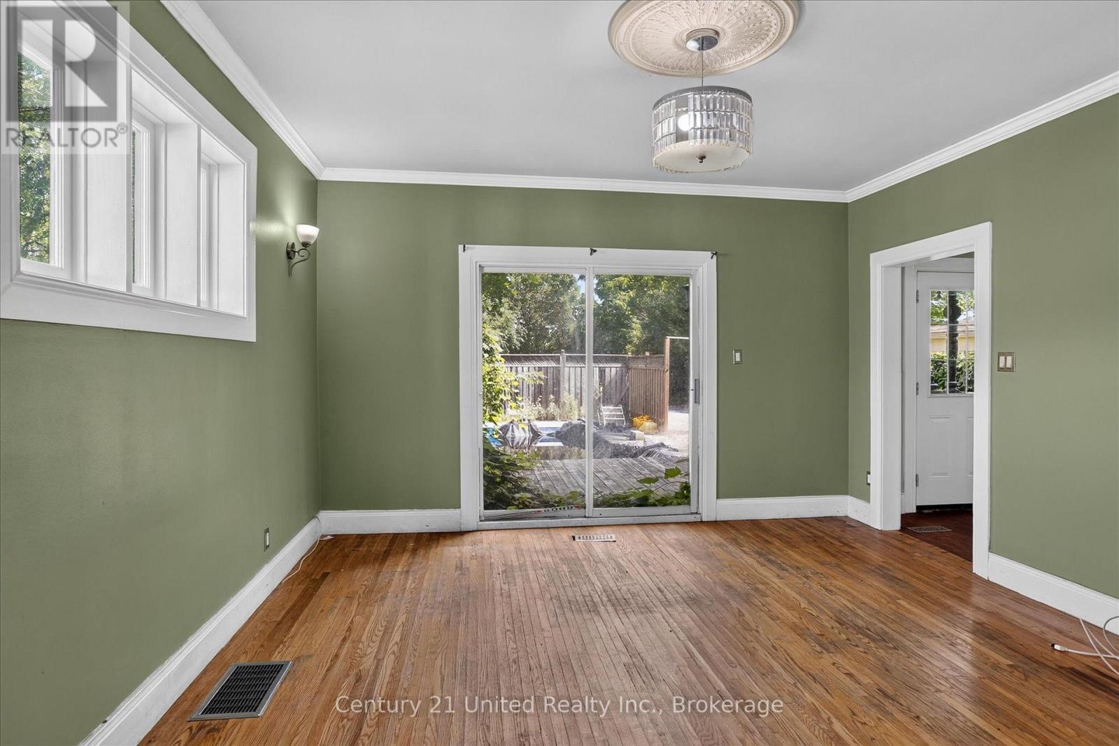 272 Burnham Street, Peterborough (Ashburnham Ward 4), Ontario  K9H 1T3 - Photo 7 - X13759046