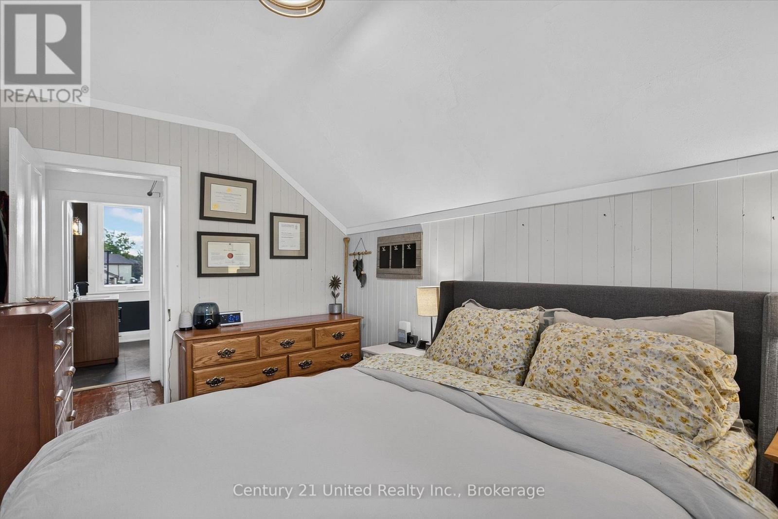 9 Crandall Street, Kawartha Lakes (Lindsay), Ontario  K9V 1R9 - Photo 15 - X13759206