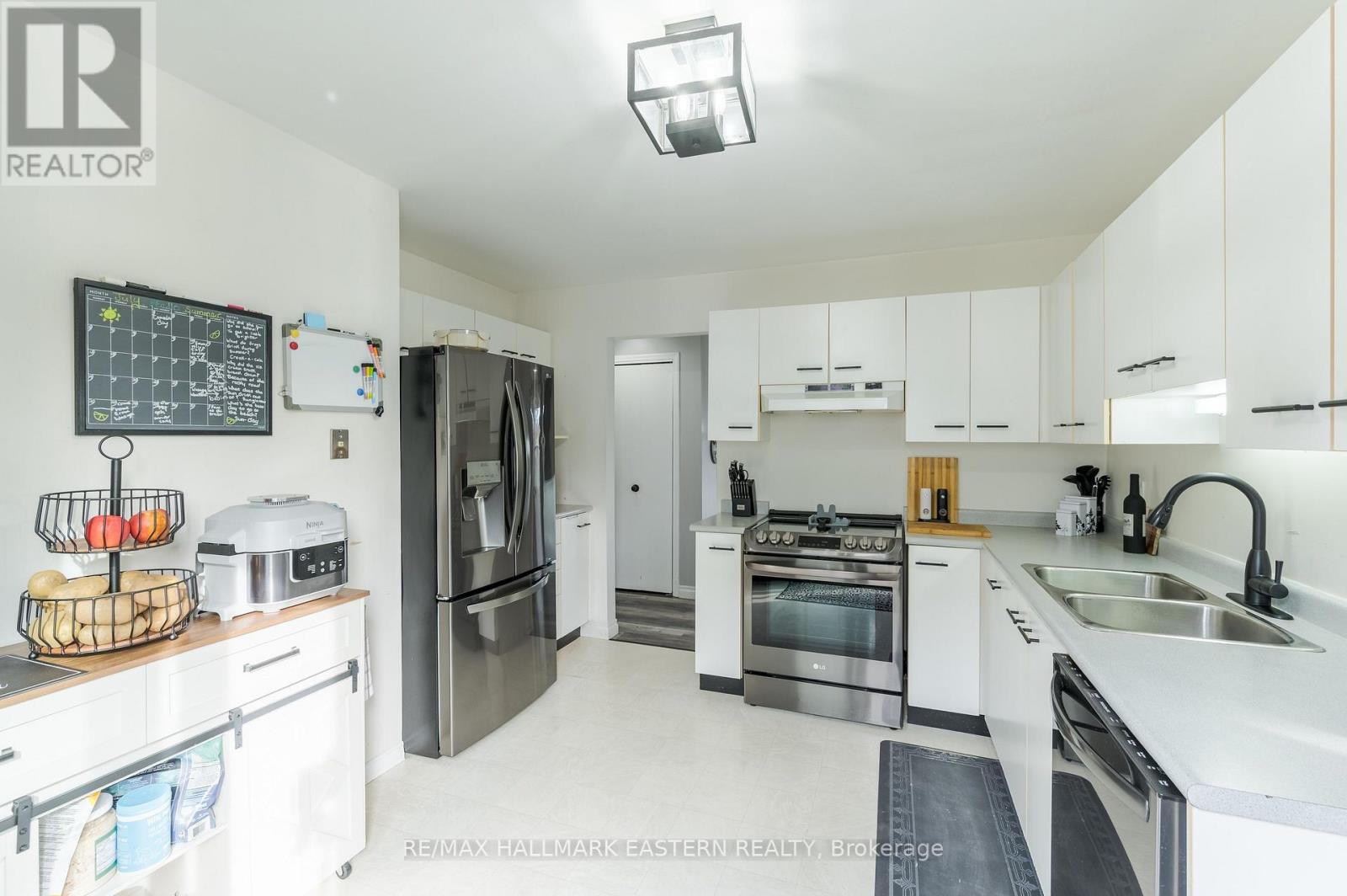 1663 Ramblewood Drive, Peterborough (Otonabee Ward 1), Ontario  K9K 2B1 - Photo 13 - X13759560