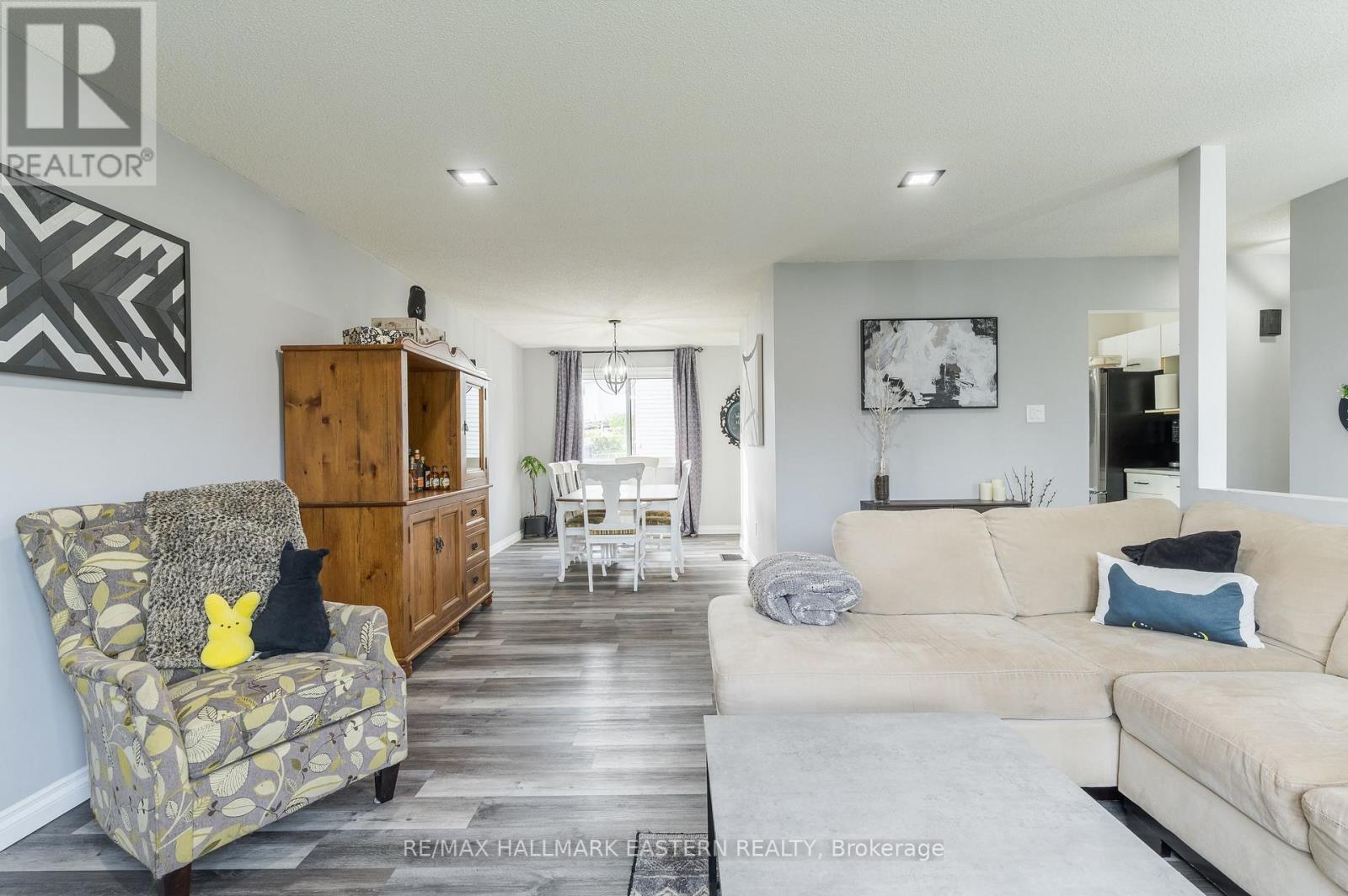 1663 Ramblewood Drive, Peterborough (Otonabee Ward 1), Ontario  K9K 2B1 - Photo 3 - X13759560