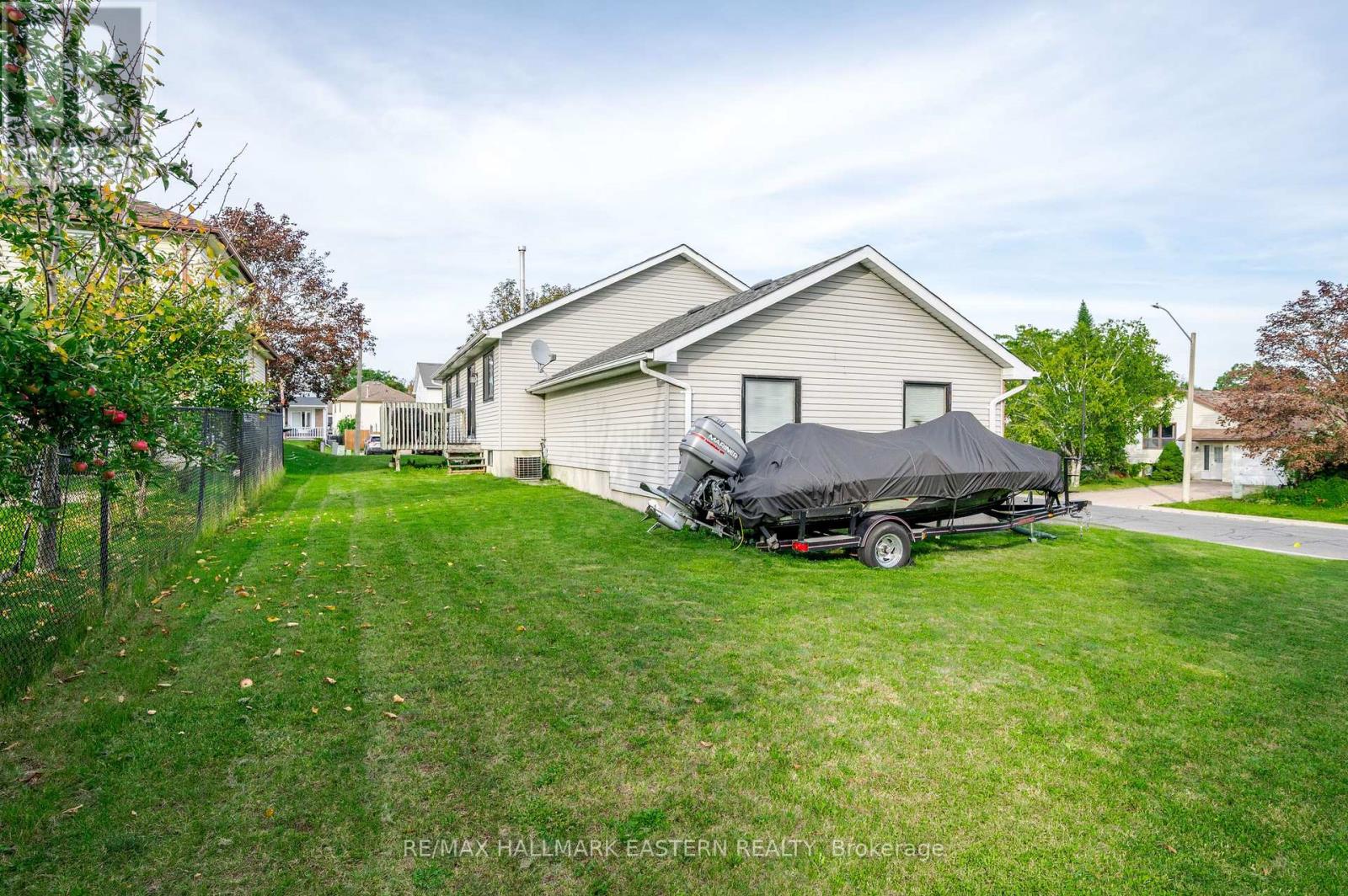 1663 Ramblewood Drive, Peterborough (Otonabee Ward 1), Ontario  K9K 2B1 - Photo 39 - X13759560