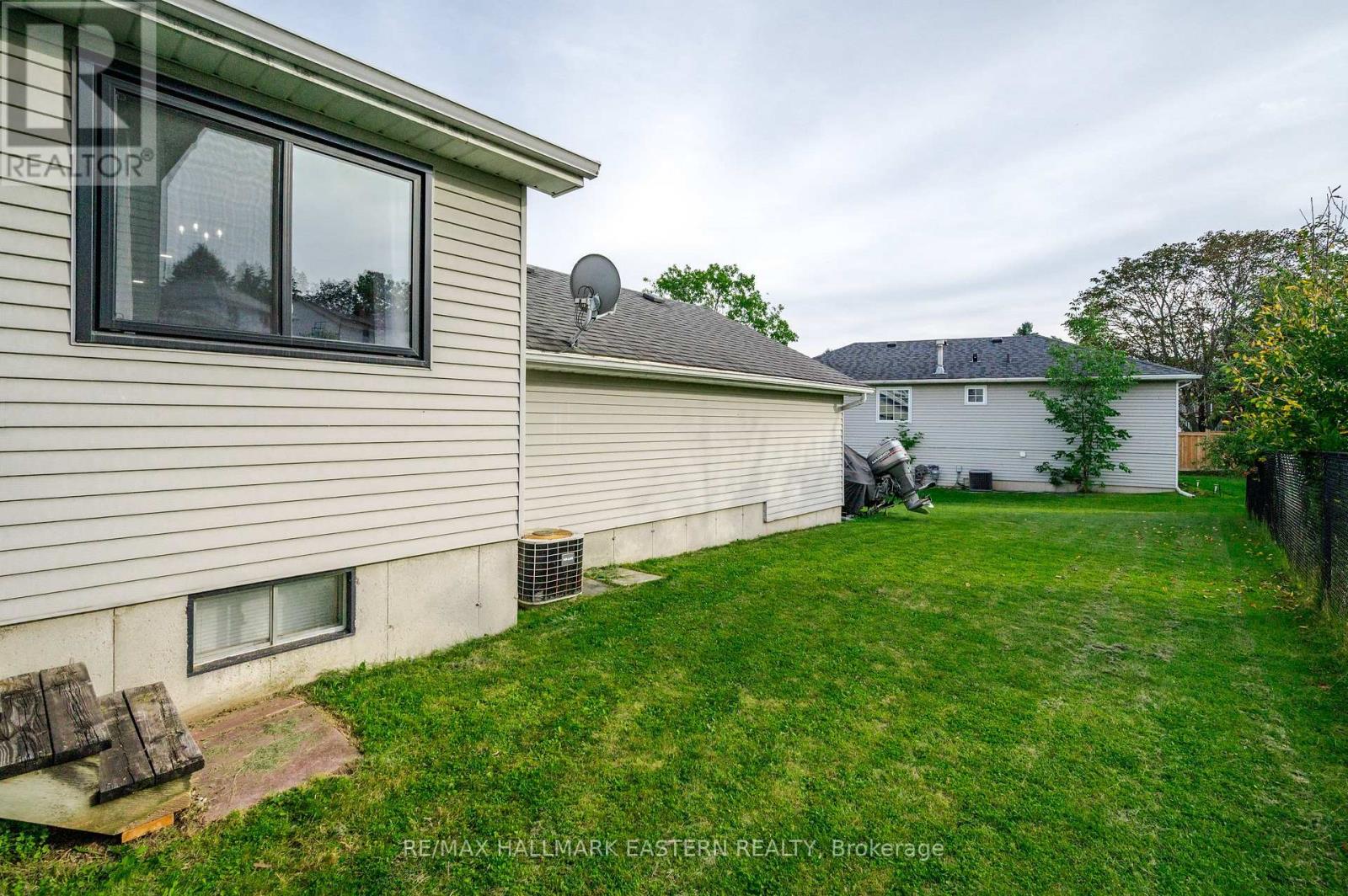 1663 Ramblewood Drive, Peterborough (Otonabee Ward 1), Ontario  K9K 2B1 - Photo 42 - X13759560