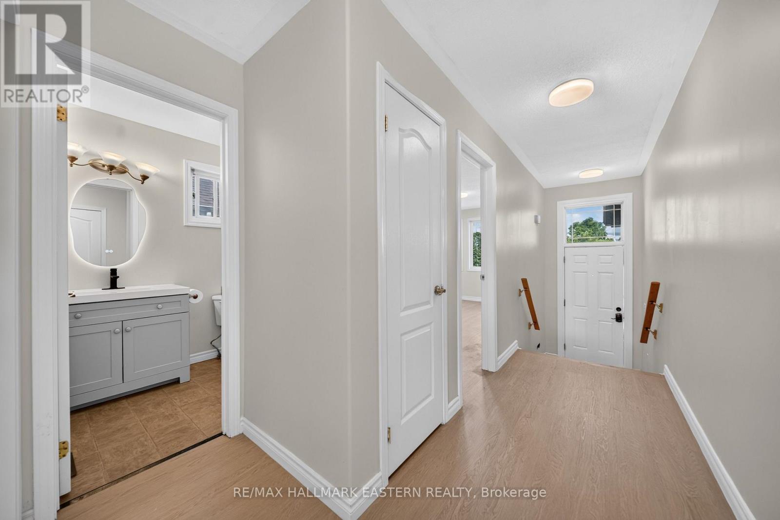 656 Clancy Crescent, Peterborough (Otonabee Ward 1), Ontario  K9K 2S3 - Photo 10 - X13759724
