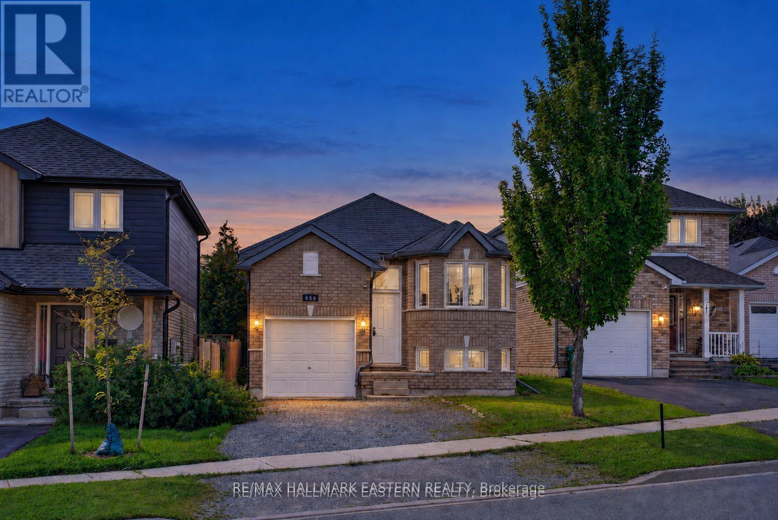 656 Clancy Crescent, Peterborough (Otonabee Ward 1), Ontario  K9K 2S3 - Photo 2 - X13759724