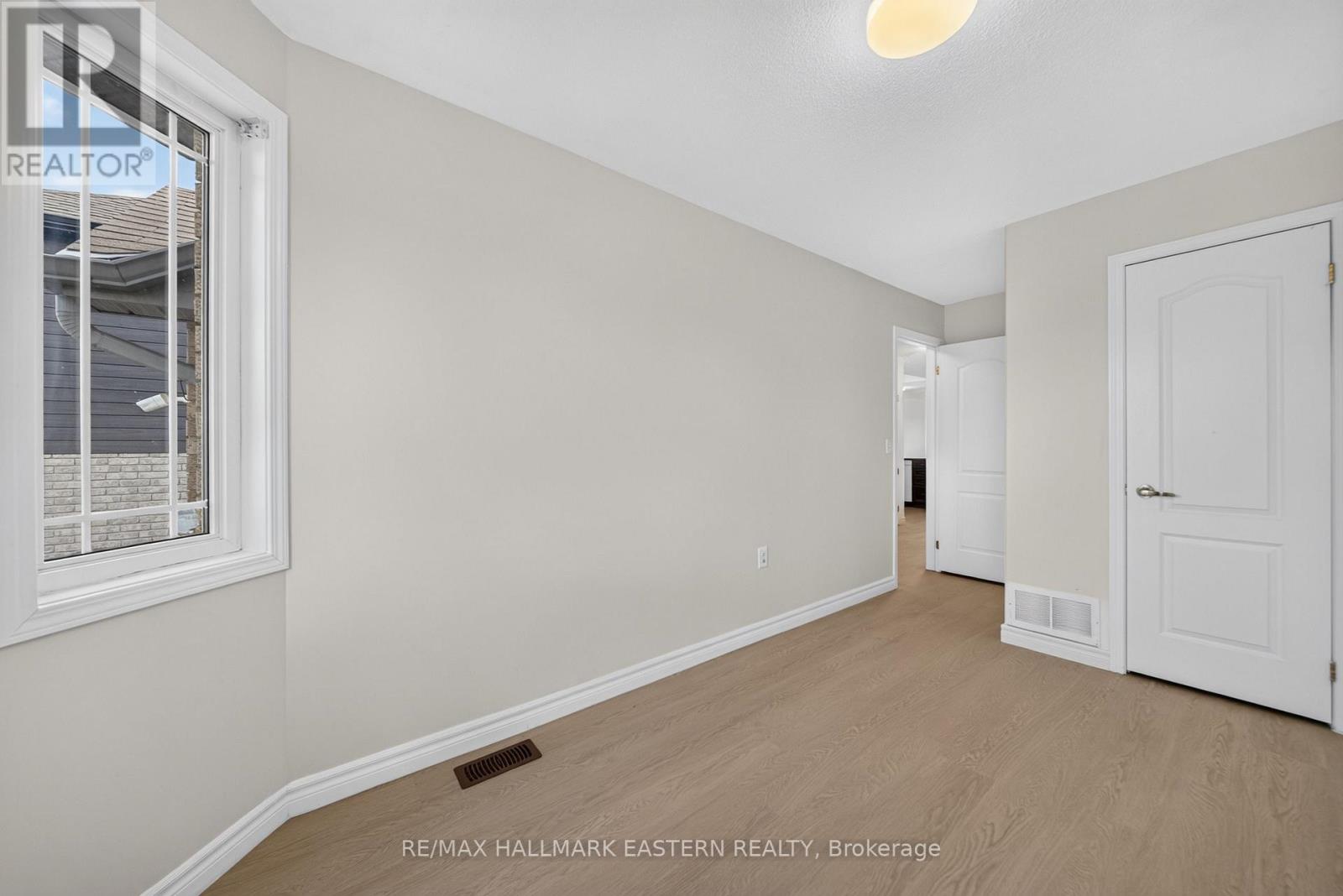 656 Clancy Crescent, Peterborough (Otonabee Ward 1), Ontario  K9K 2S3 - Photo 7 - X13759724