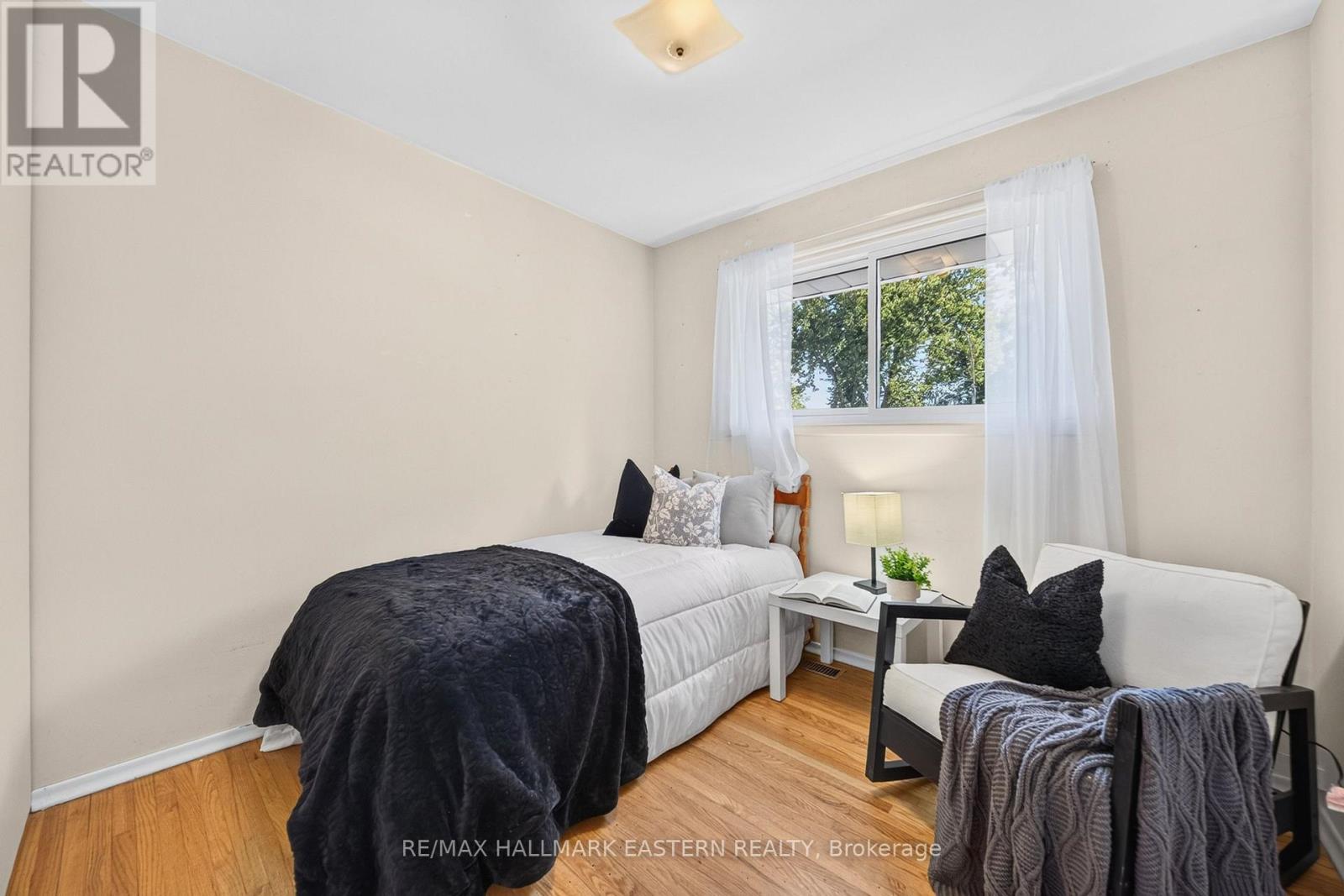 1337 Franklin Drive W, Peterborough (Northcrest Ward 5), Ontario  K9H 6Z5 - Photo 10 - X13759826