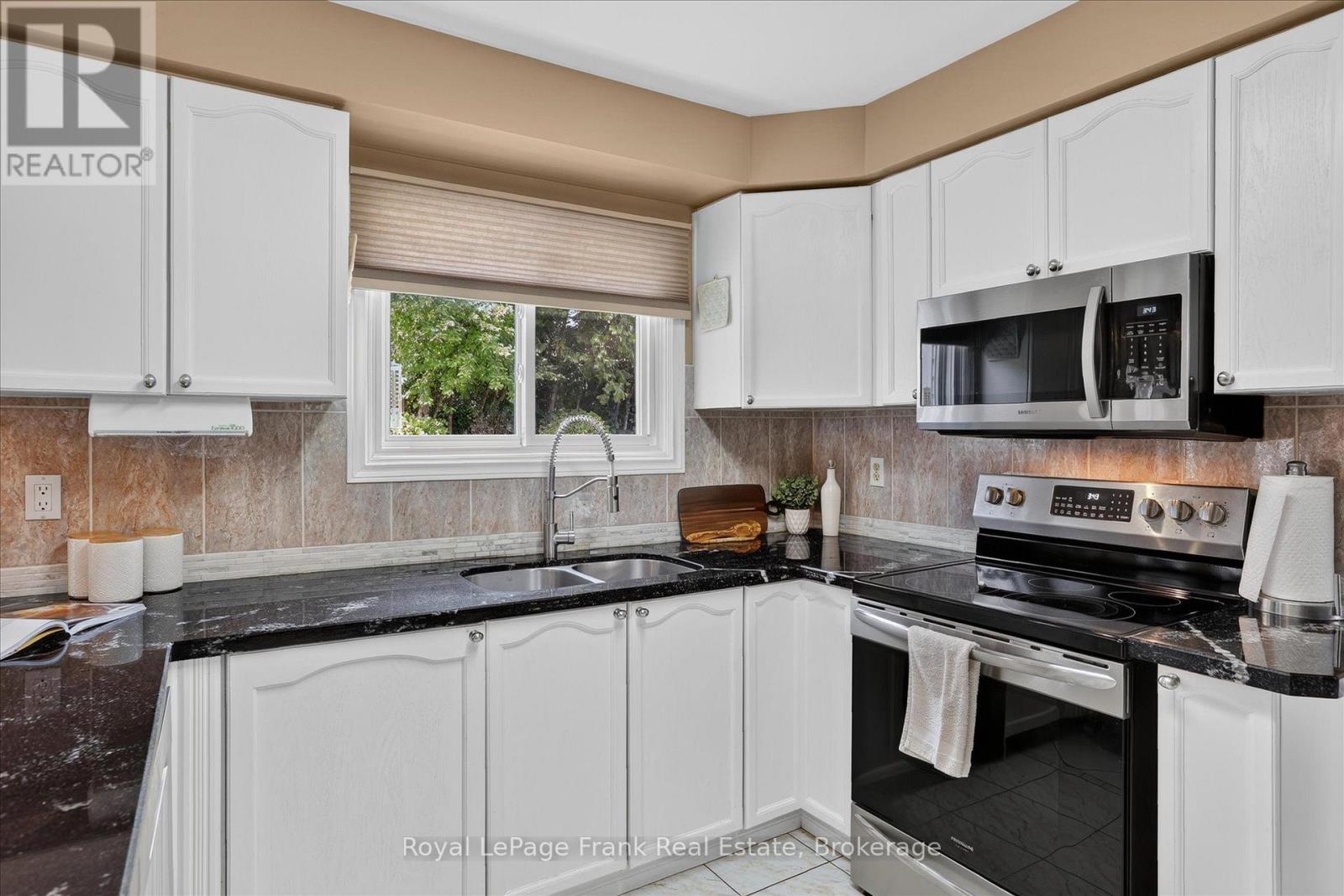 535 Fortye Drive, Peterborough (Otonabee Ward 1), Ontario  K9K 2H2 - Photo 12 - X13760062