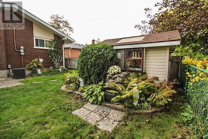 492 Robert Road, Peterborough (Otonabee Ward 1), Ontario  K9J 5T1 - Photo 11 - X13760148