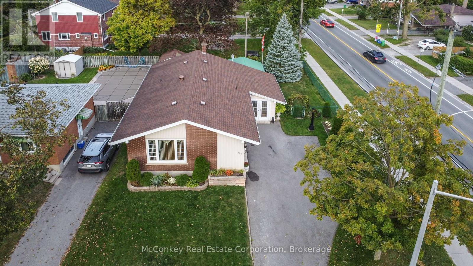 492 Robert Road, Peterborough (Otonabee Ward 1), Ontario  K9J 5T1 - Photo 2 - X13760148