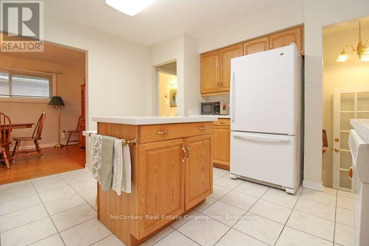492 Robert Road, Peterborough (Otonabee Ward 1), Ontario  K9J 5T1 - Photo 24 - X13760148
