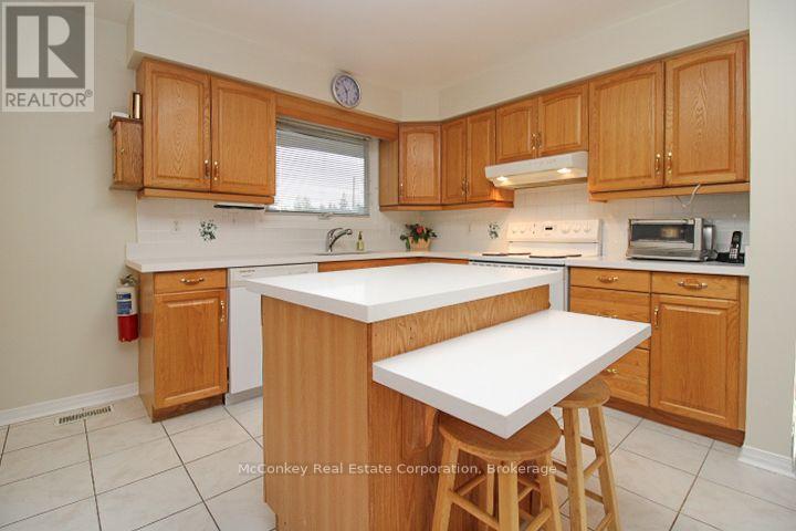 492 Robert Road, Peterborough (Otonabee Ward 1), Ontario  K9J 5T1 - Photo 27 - X13760148