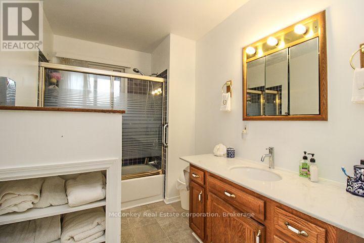 492 Robert Road, Peterborough (Otonabee Ward 1), Ontario  K9J 5T1 - Photo 29 - X13760148