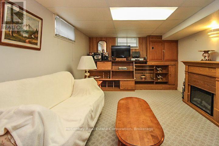 492 Robert Road, Peterborough (Otonabee Ward 1), Ontario  K9J 5T1 - Photo 34 - X13760148