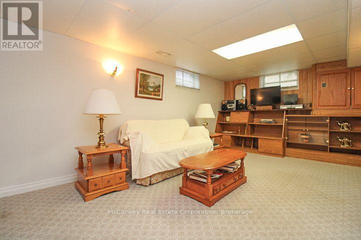 492 Robert Road, Peterborough (Otonabee Ward 1), Ontario  K9J 5T1 - Photo 35 - X13760148