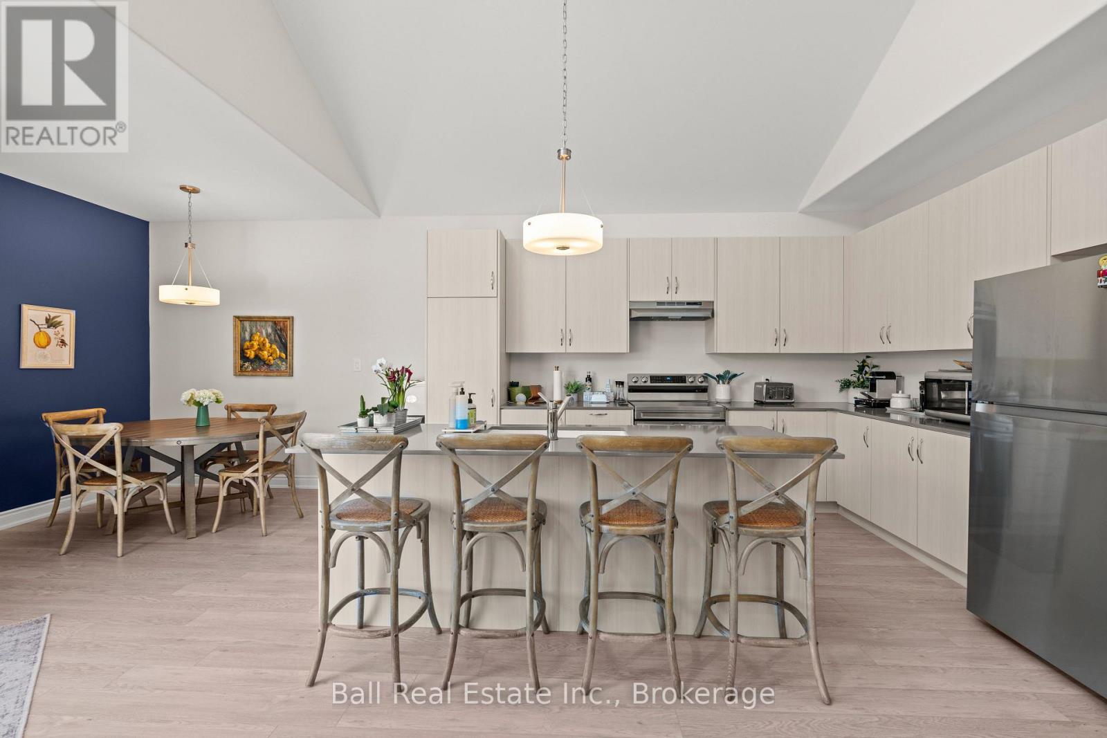 708 Whetstone Lane S, Peterborough (Northcrest Ward 5), Ontario  K9H 0H9 - Photo 9 - X13760638